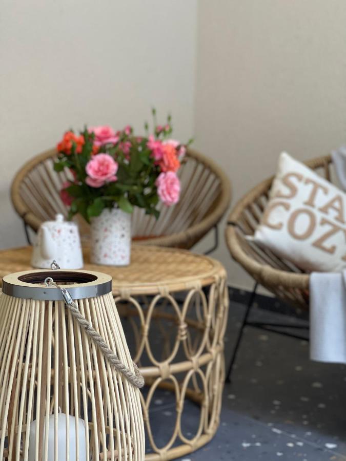 Square Inn Tirana City Center מראה חיצוני תמונה