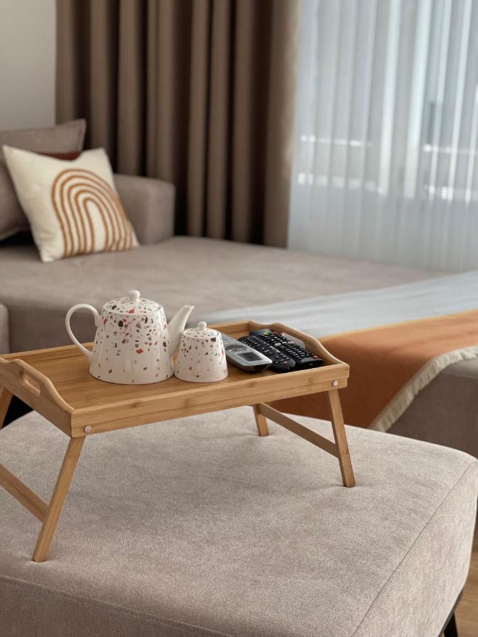 Square Inn Tirana City Center מראה חיצוני תמונה